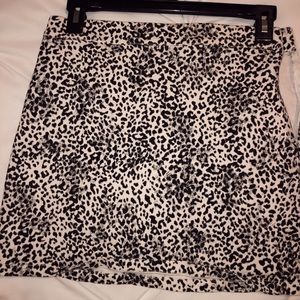High waisted Leopard print skirt